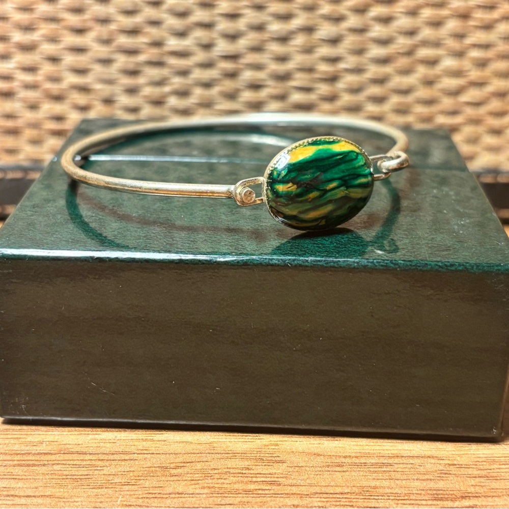 HeatherGems Silver Bracelet with Multicolor Stone